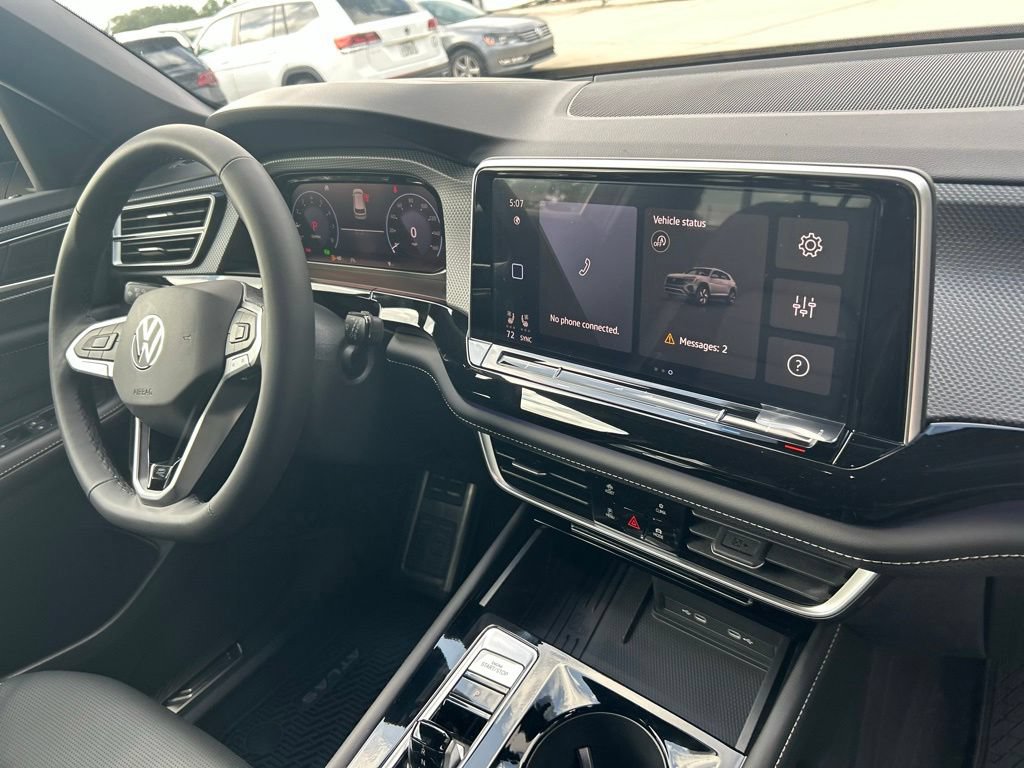 New 2026 Volkswagen Atlas Cross Sport SEL R-Line AWD/4WD image 39