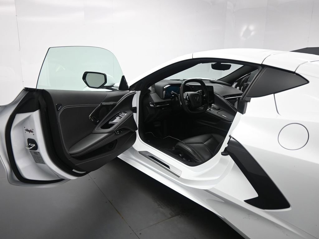Used 2023 Chevrolet Corvette Stingray Preferred Cpe w/ Z51 Performance Package image 8