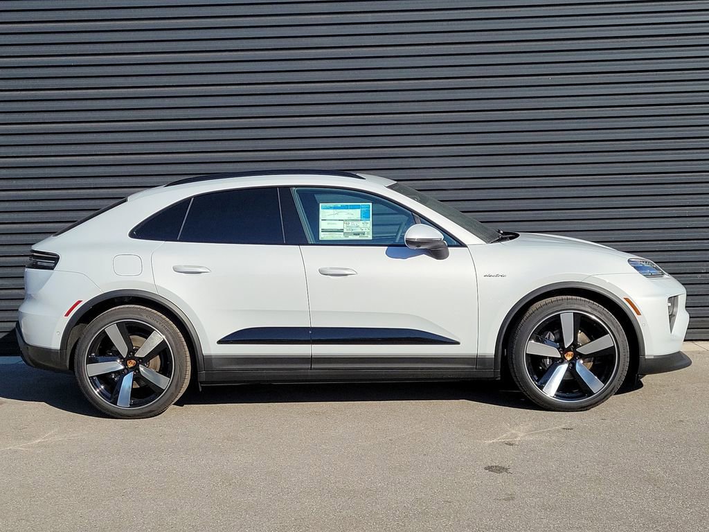New 2026 Porsche Macan Electric image 8