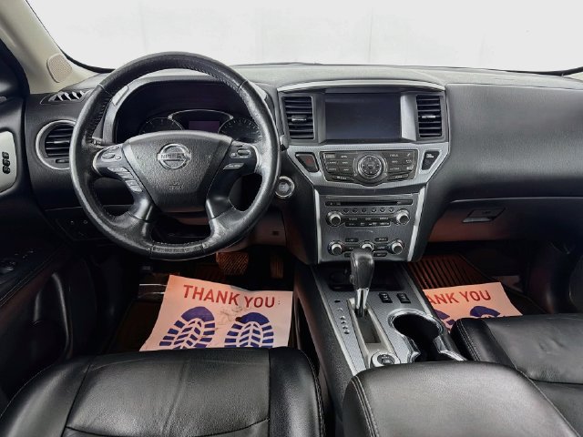 Used 2018 Nissan Pathfinder SL AWD/4WD image 22