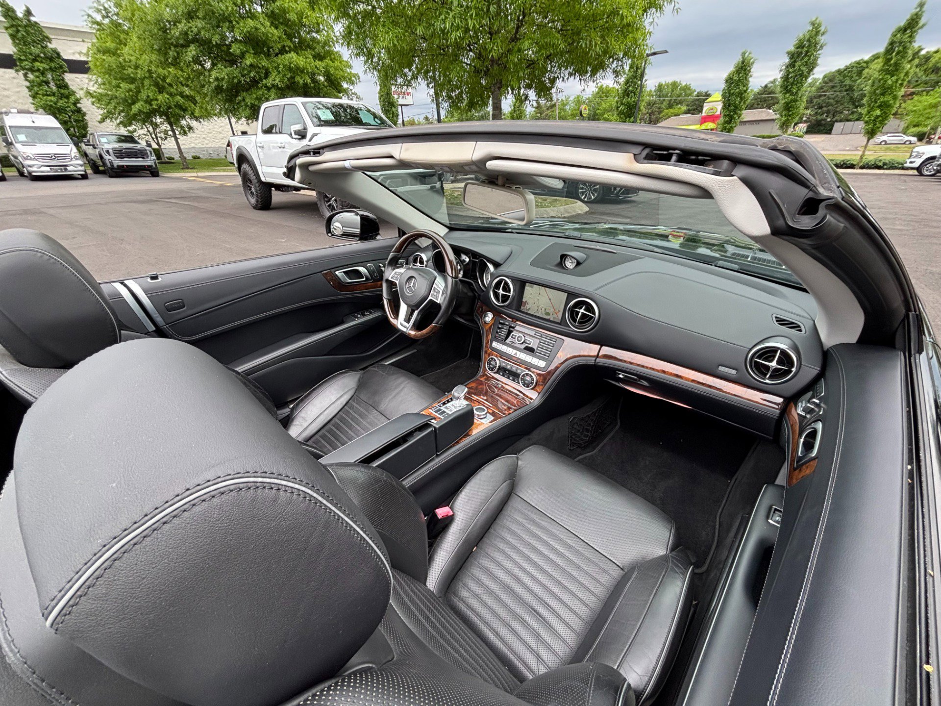 Used 2014 Mercedes-Benz SL 550 image 35