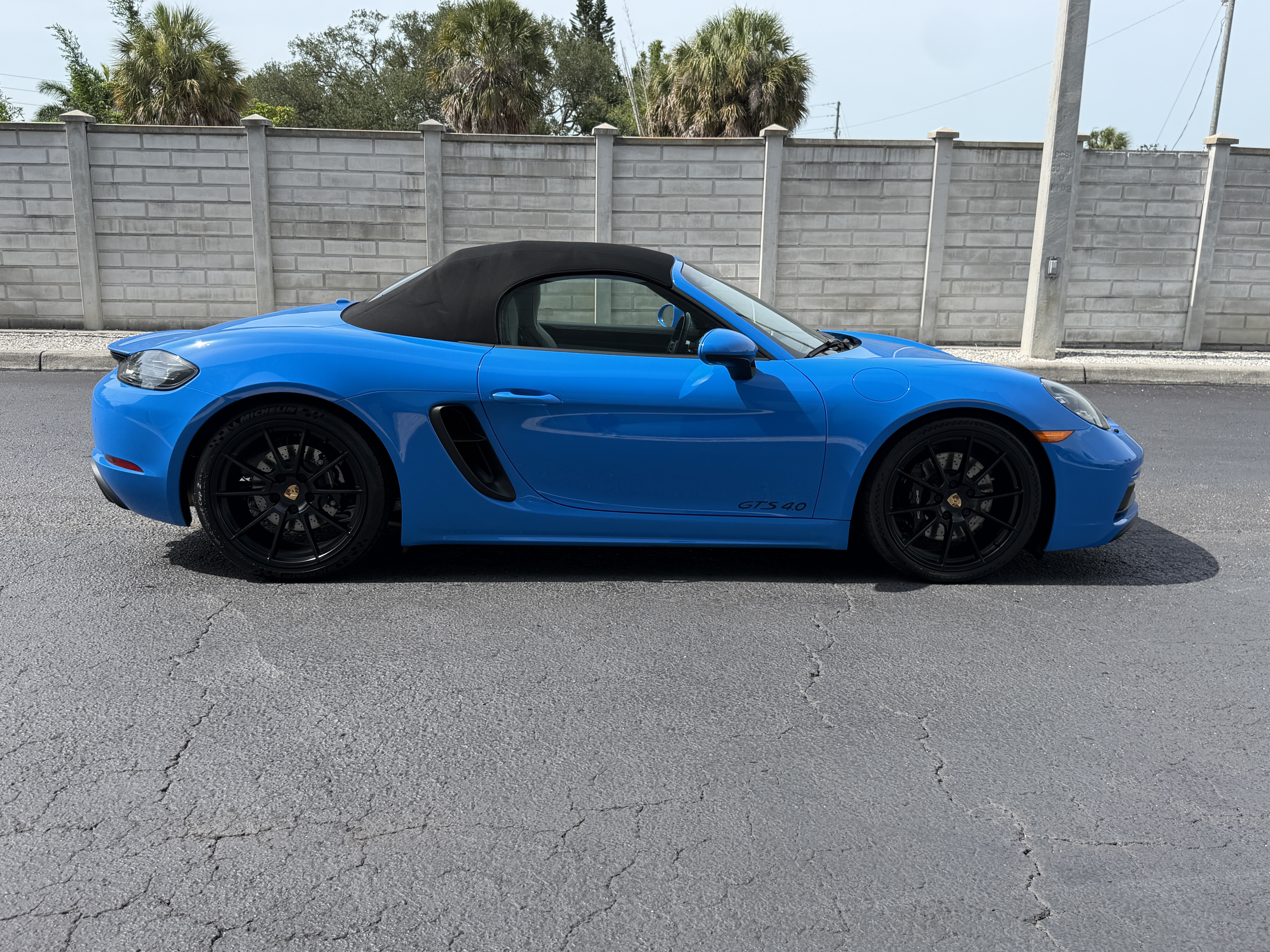 Certified 2025 Porsche 718 Boxster GTS RWD image 7