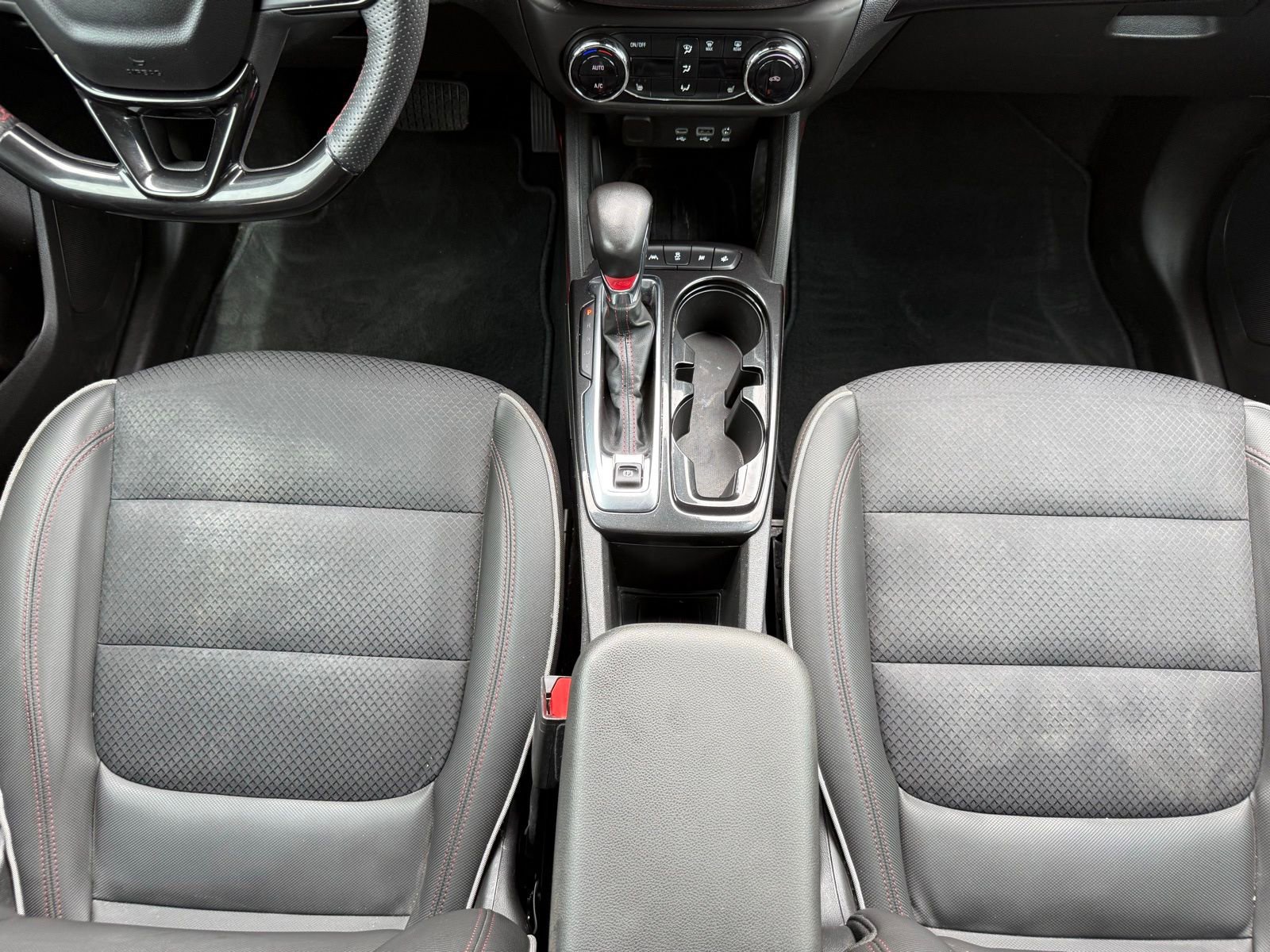 Used 2023 Chevrolet TrailBlazer RS w/ Convenience Package image 29