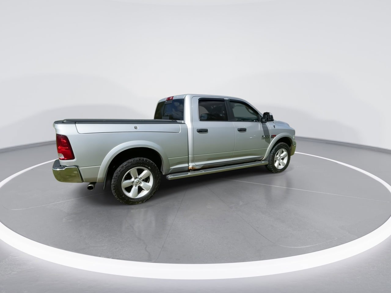 Used 2014 RAM 1500 Outdoorsman AWD/4WD image 21