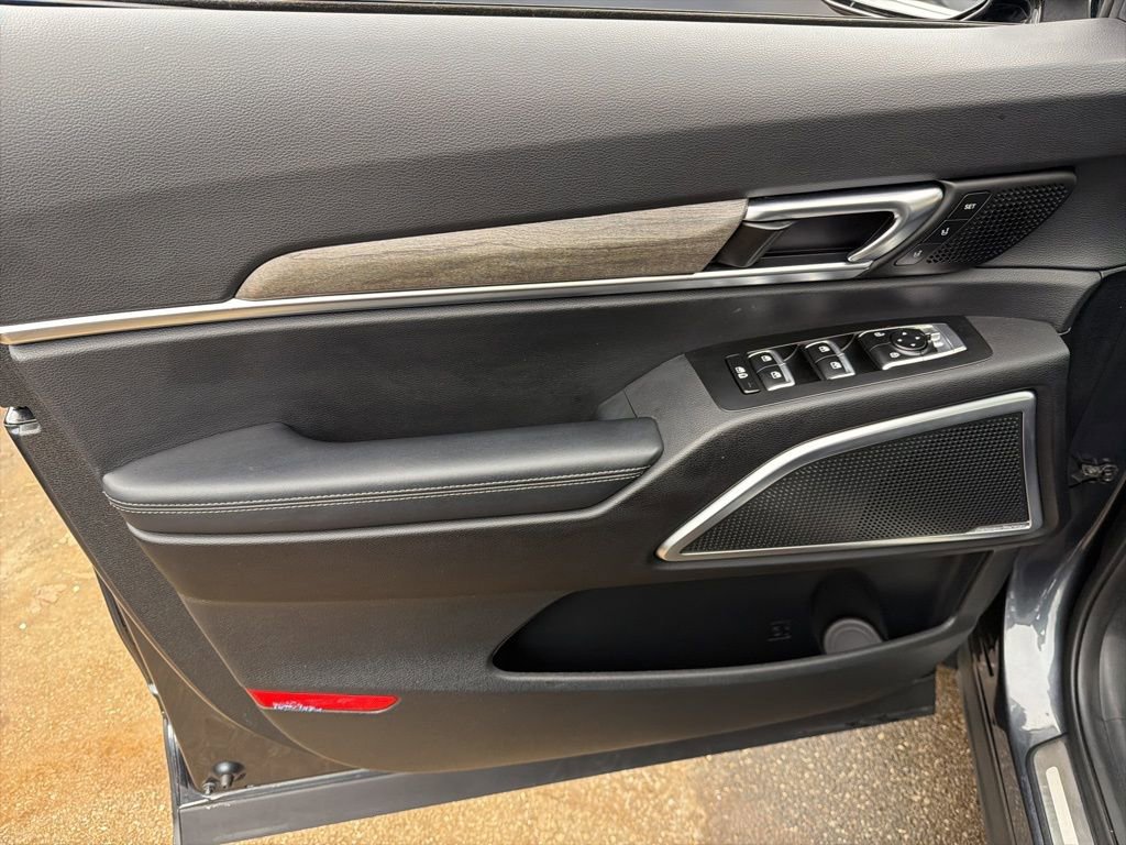 Used 2021 Kia Telluride SX w/ SX Prestige Package image 12