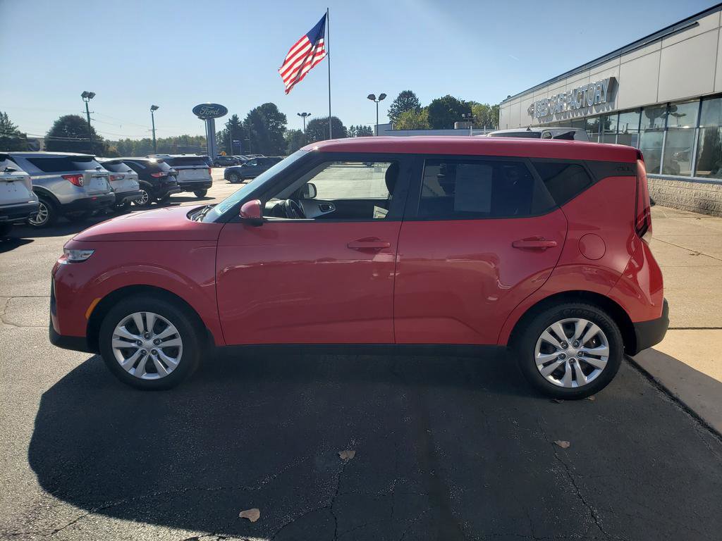 Used 2020 Kia Soul LX image 4