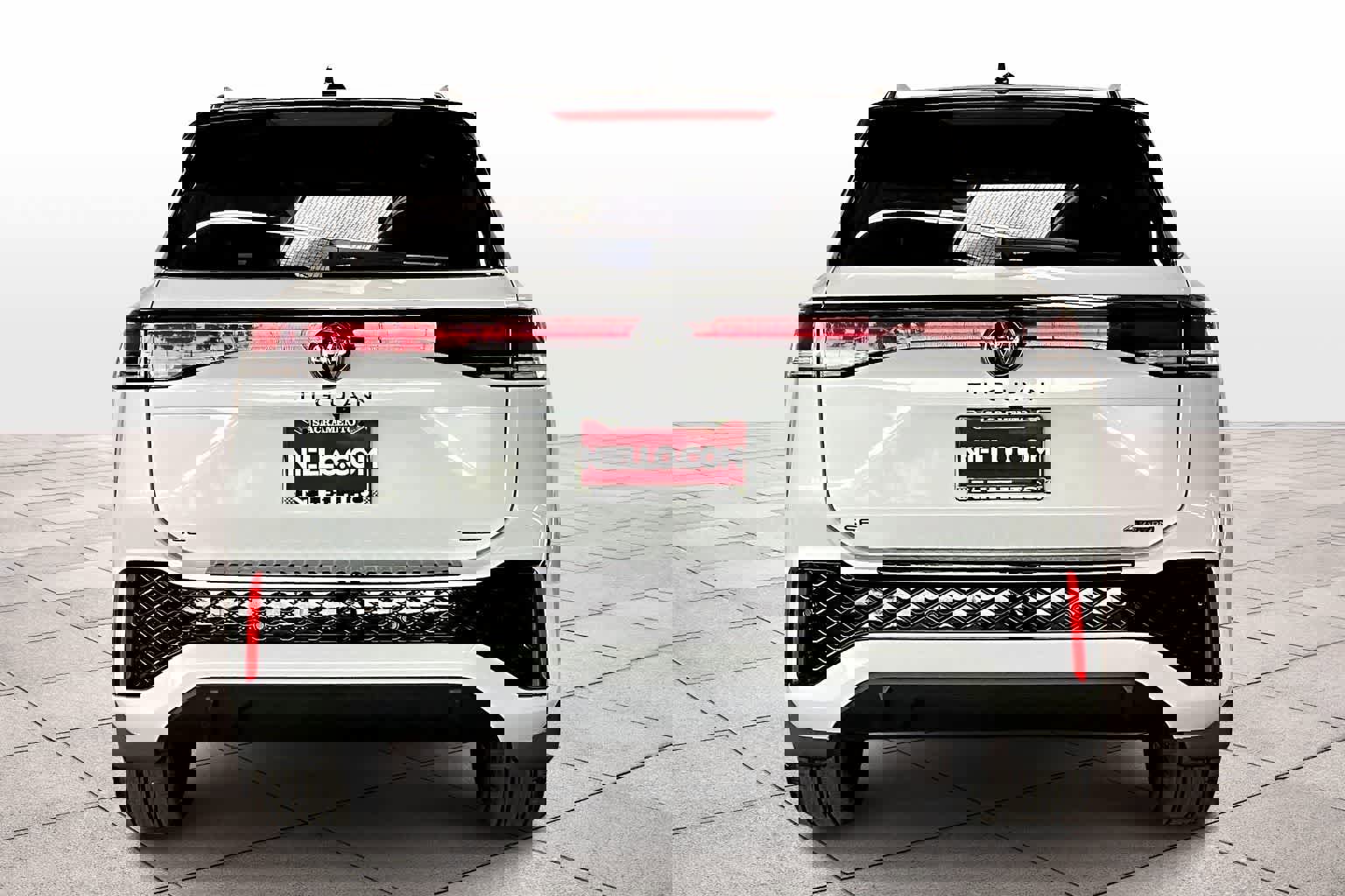 New 2026 Volkswagen Tiguan SE R-Line image 6