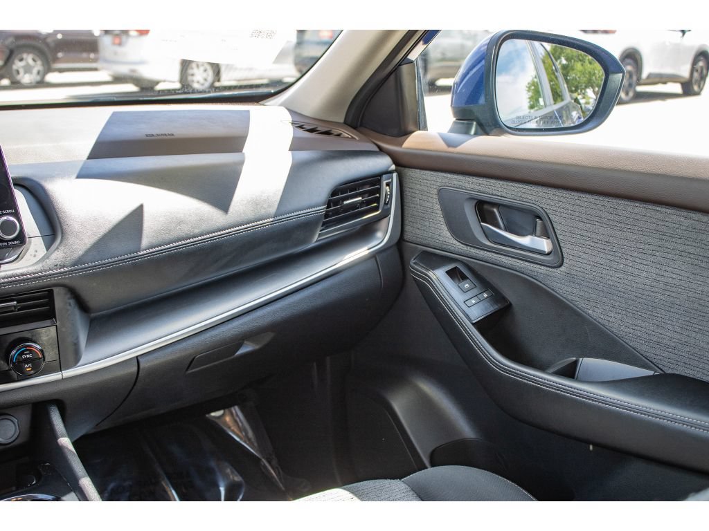 Used 2023 Nissan Rogue SV AWD/4WD image 50