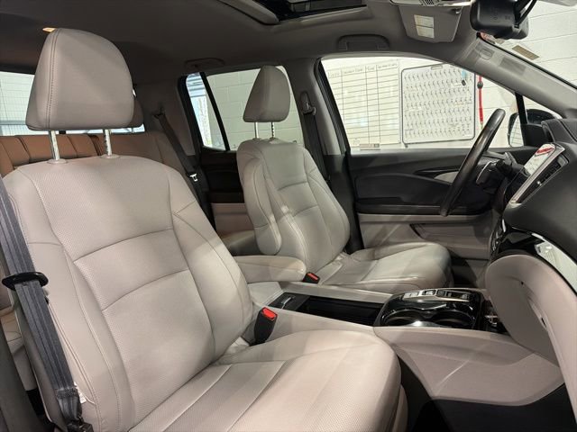 Used 2020 Honda Ridgeline RTL-E image 19