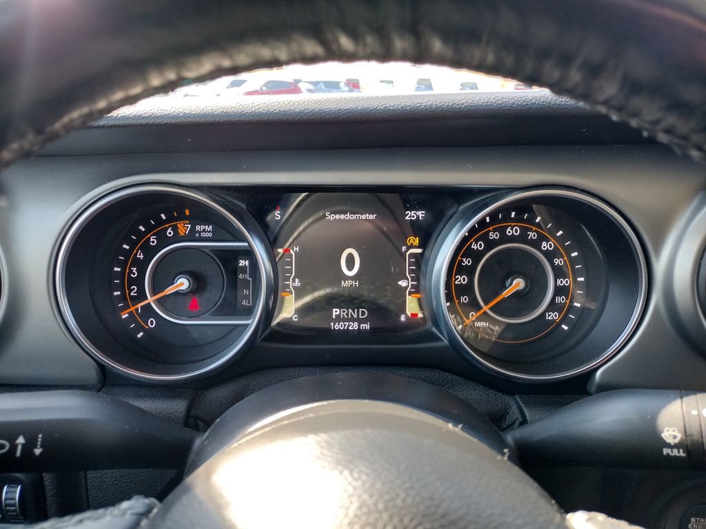 Used 2021 Jeep Gladiator Willys image 24