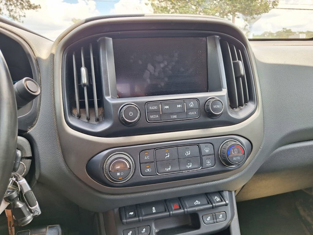 Used 2016 Chevrolet Colorado Z71 AWD/4WD image 12