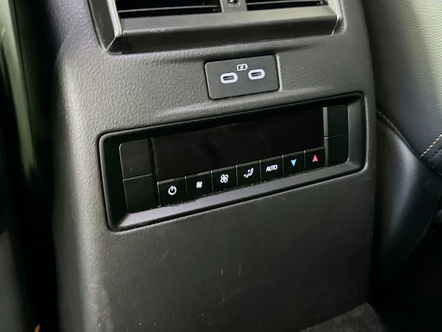 Used 2025 MAZDA CX-70 3.3 Turbo w/ Preferred Package image 26