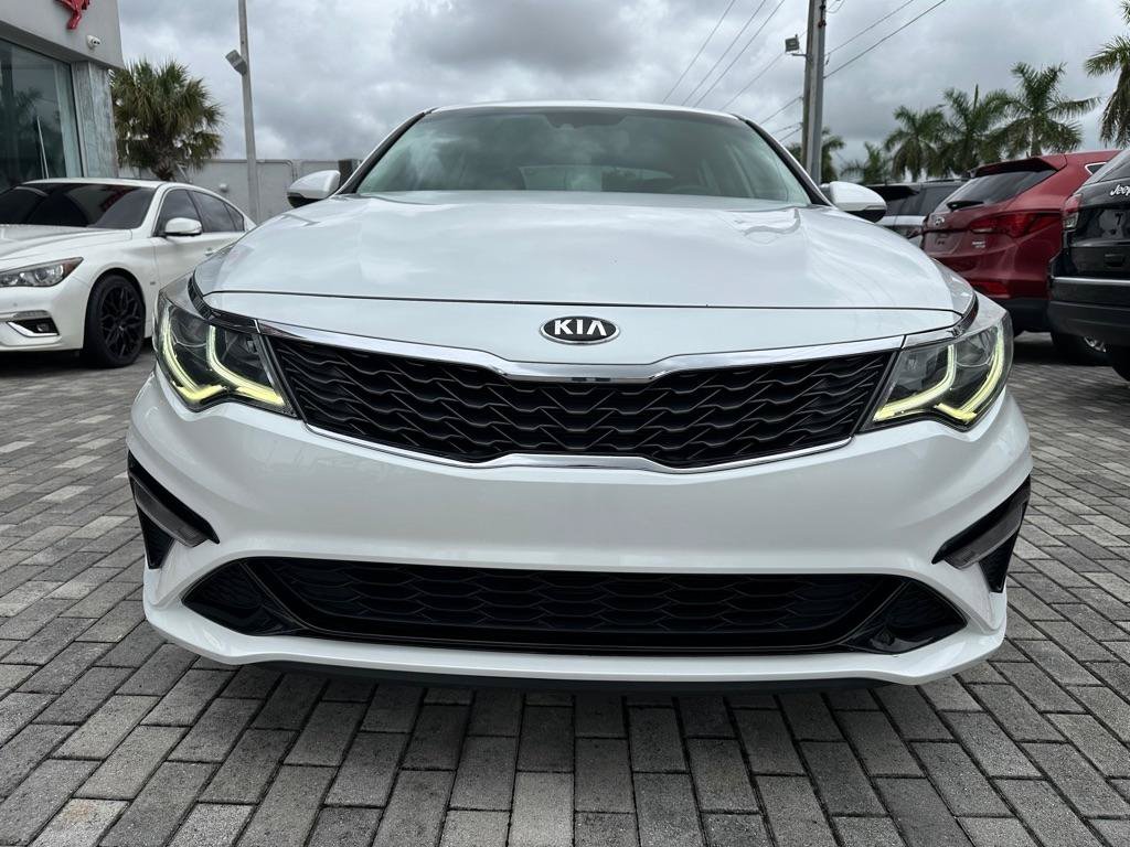 Used 2020 Kia Optima LX FWD image 2