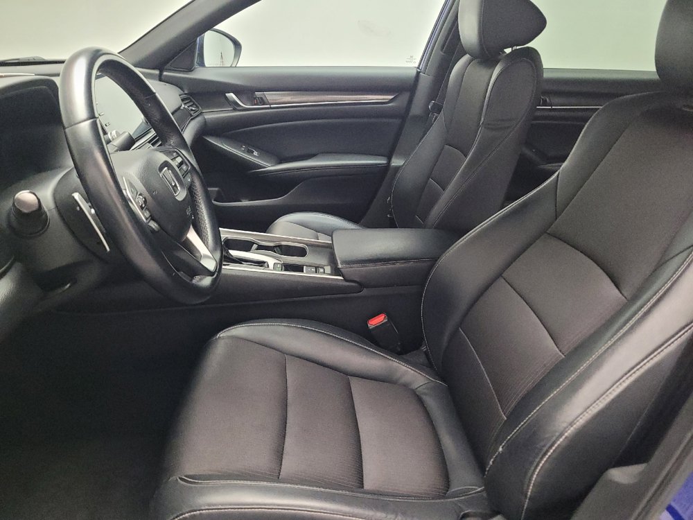Used 2018 Honda Accord Sport image 17