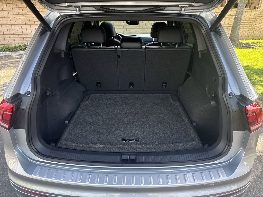 Used 2020 Volkswagen Tiguan SEL Premium R-Line image 21