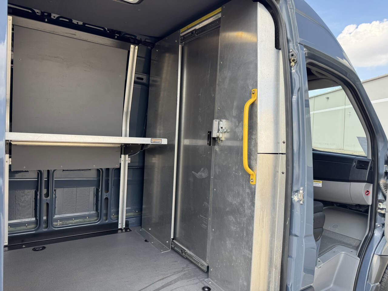 Used 2018 Mercedes-Benz Sprinter 2500 image 17