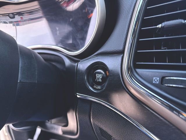 Used 2015 Jeep Grand Cherokee Limited w/ Trailer Tow Group IV image 17