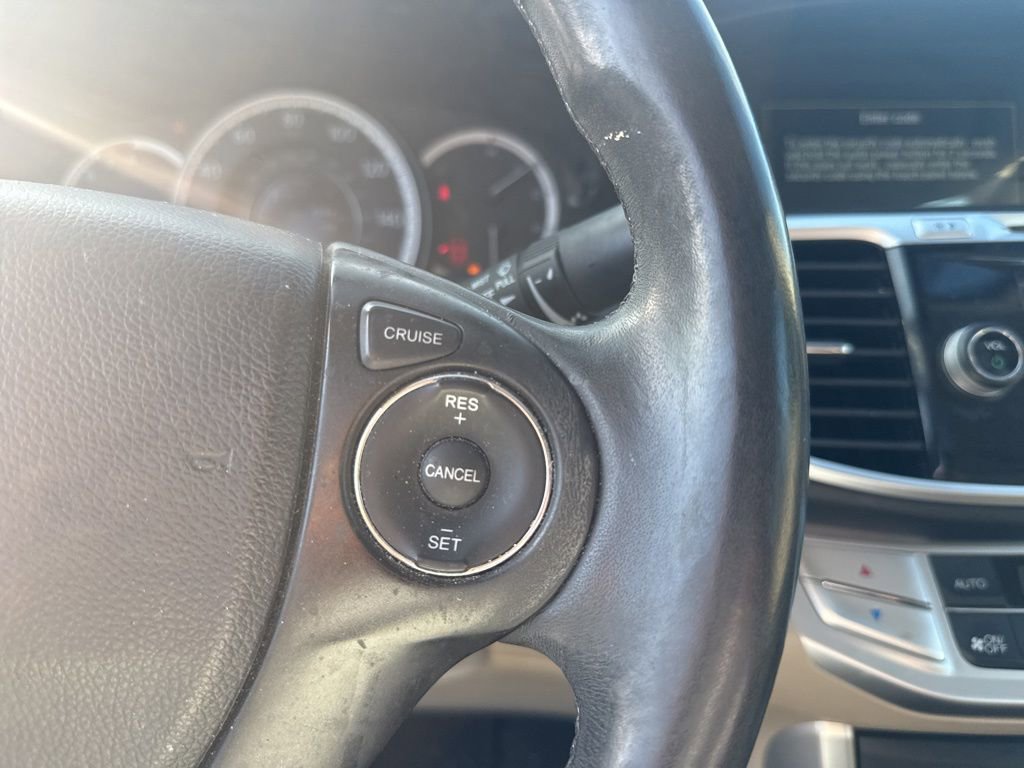 Used 2015 Honda Accord EX-L image 32