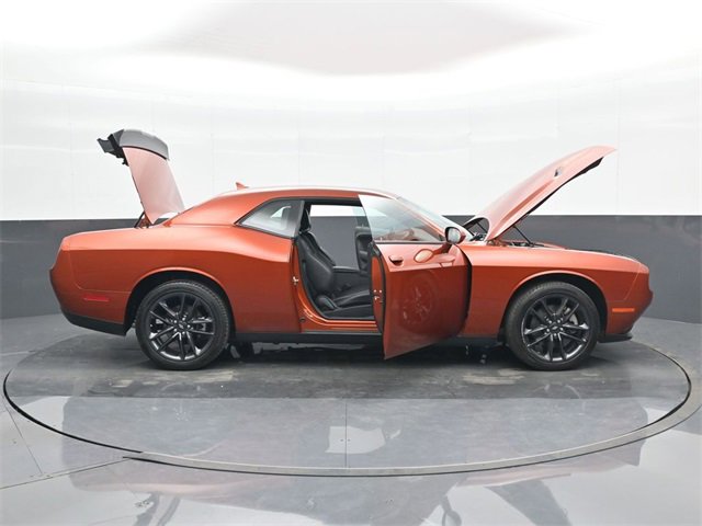 Used 2023 Dodge Challenger SXT w/ Plus Package image 40