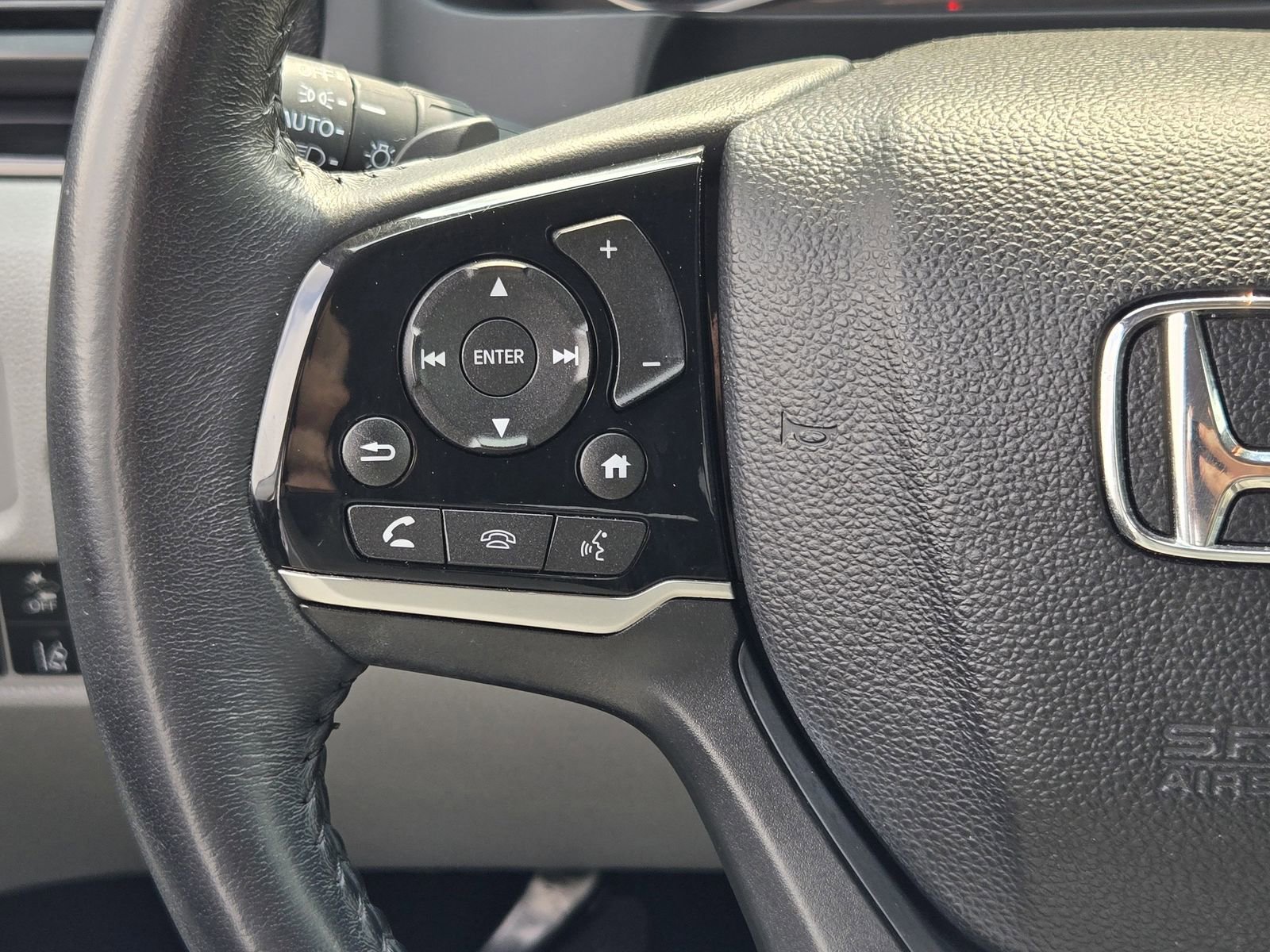 Used 2021 Honda Pilot Touring image 26