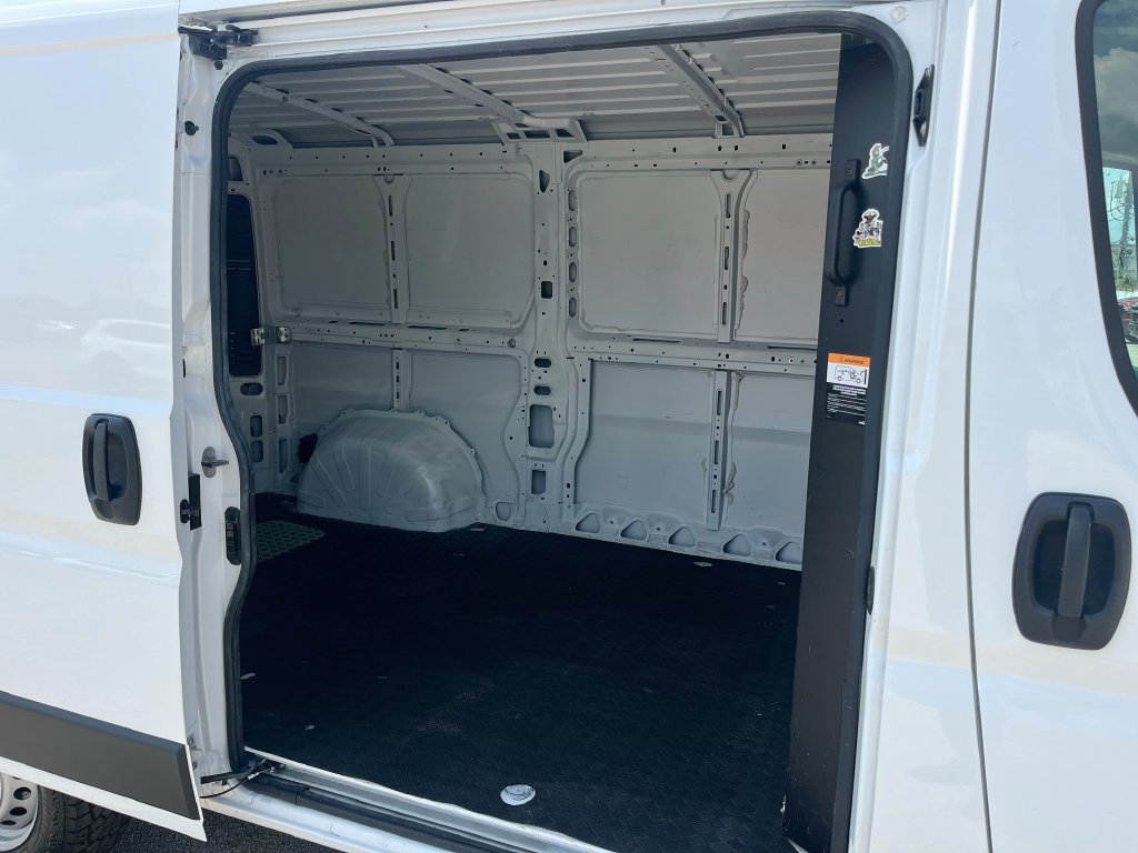 Used 2023 RAM ProMaster 2500 FWD image 28