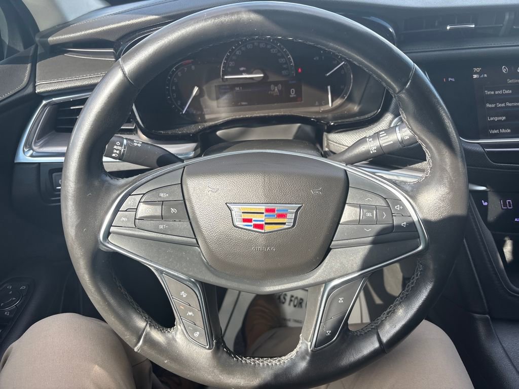 Used 2018 Cadillac XT5 Luxury w/ Driver Awareness Package image 19