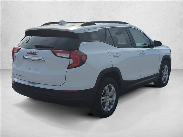 Used 2023 GMC Terrain SLE w/ Driver Convenience Package image 5