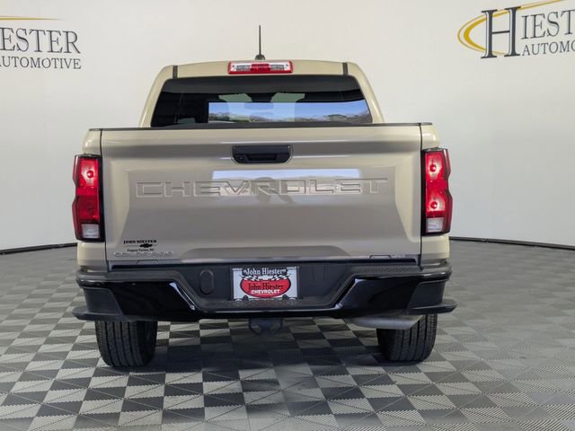 Certified 2024 Chevrolet Colorado W/T image 3