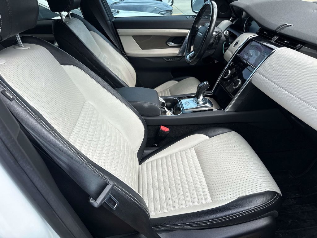 Used 2020 Land Rover Discovery Sport S R-Dynamic AWD/4WD image 13