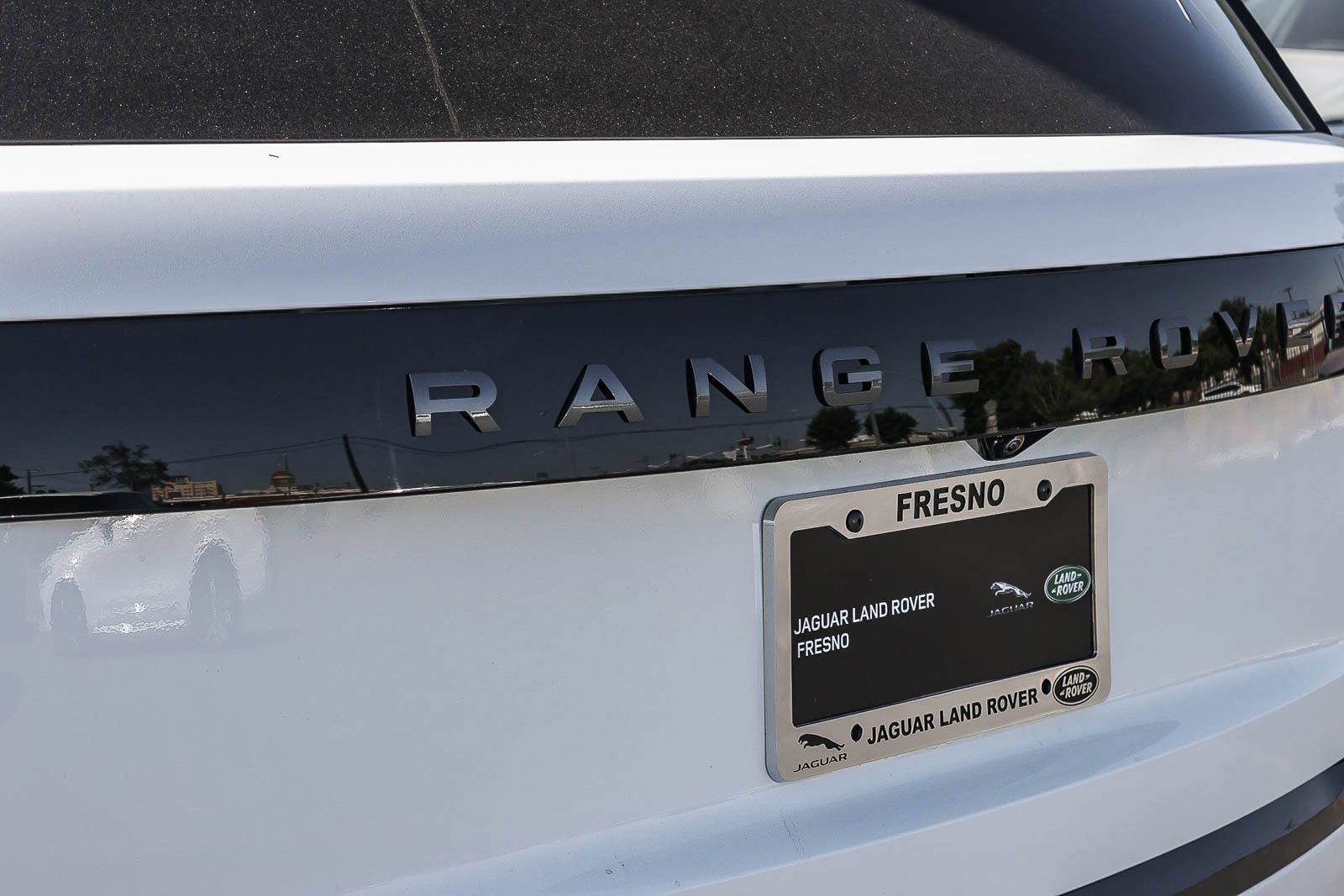 New 2026 Land Rover Range Rover SE AWD/4WD image 12