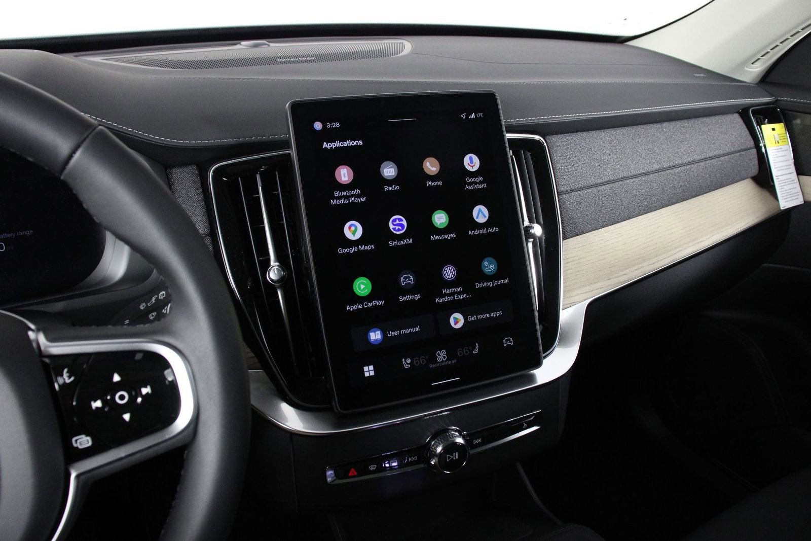 New 2026 Volvo XC90 T8 Plus w/ Protection Package image 6