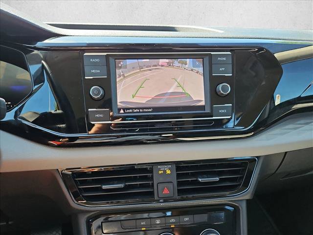 Used 2024 Volkswagen Taos S w/ MDO Package FWD image 13