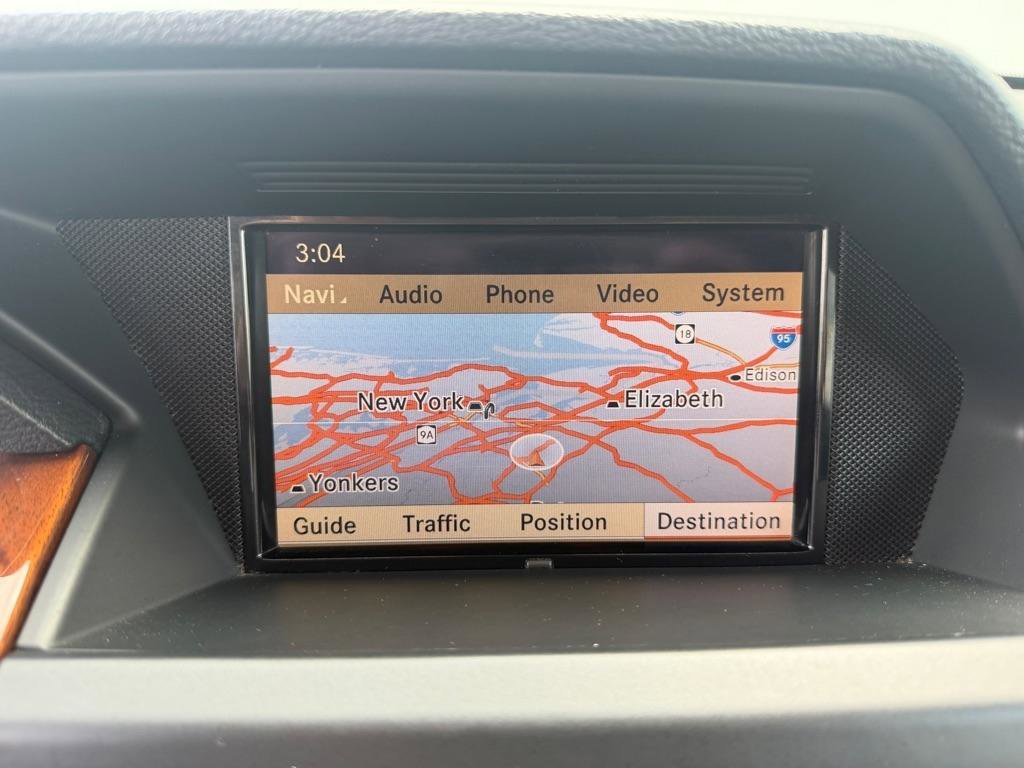 Used 2010 Mercedes-Benz GLK 350 4MATIC image 35