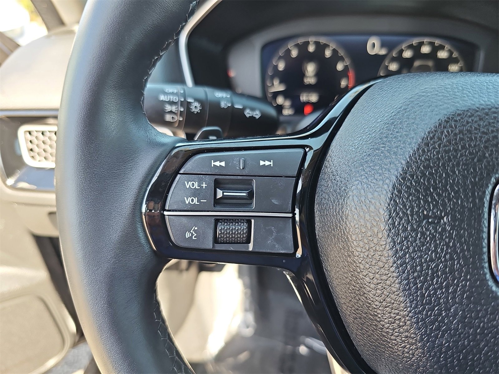 Used 2023 Honda Civic Touring image 16