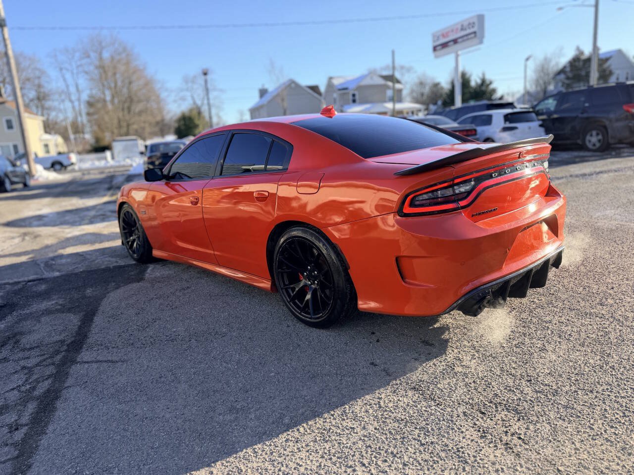 Used 2016 Dodge Charger R/T Scat Pack w/ Technology Group RWD image 11