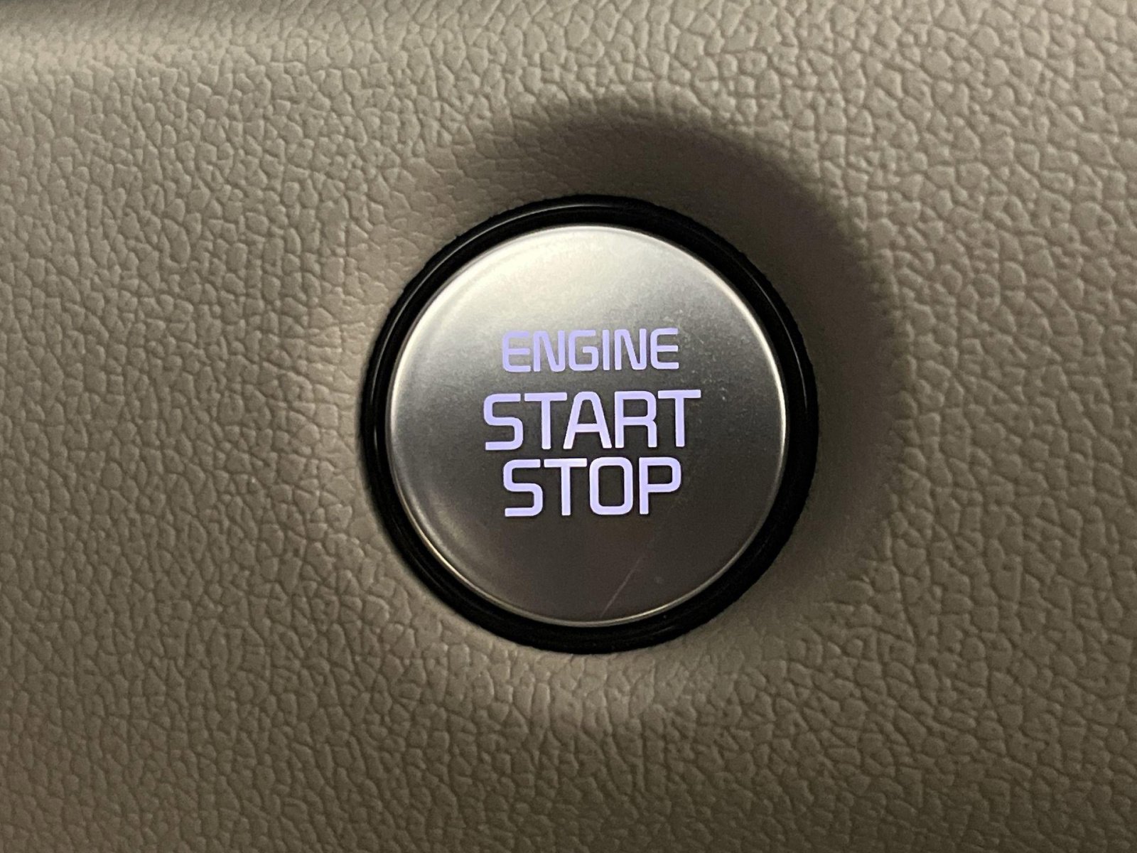 New 2025 Kia Sorento S image 31