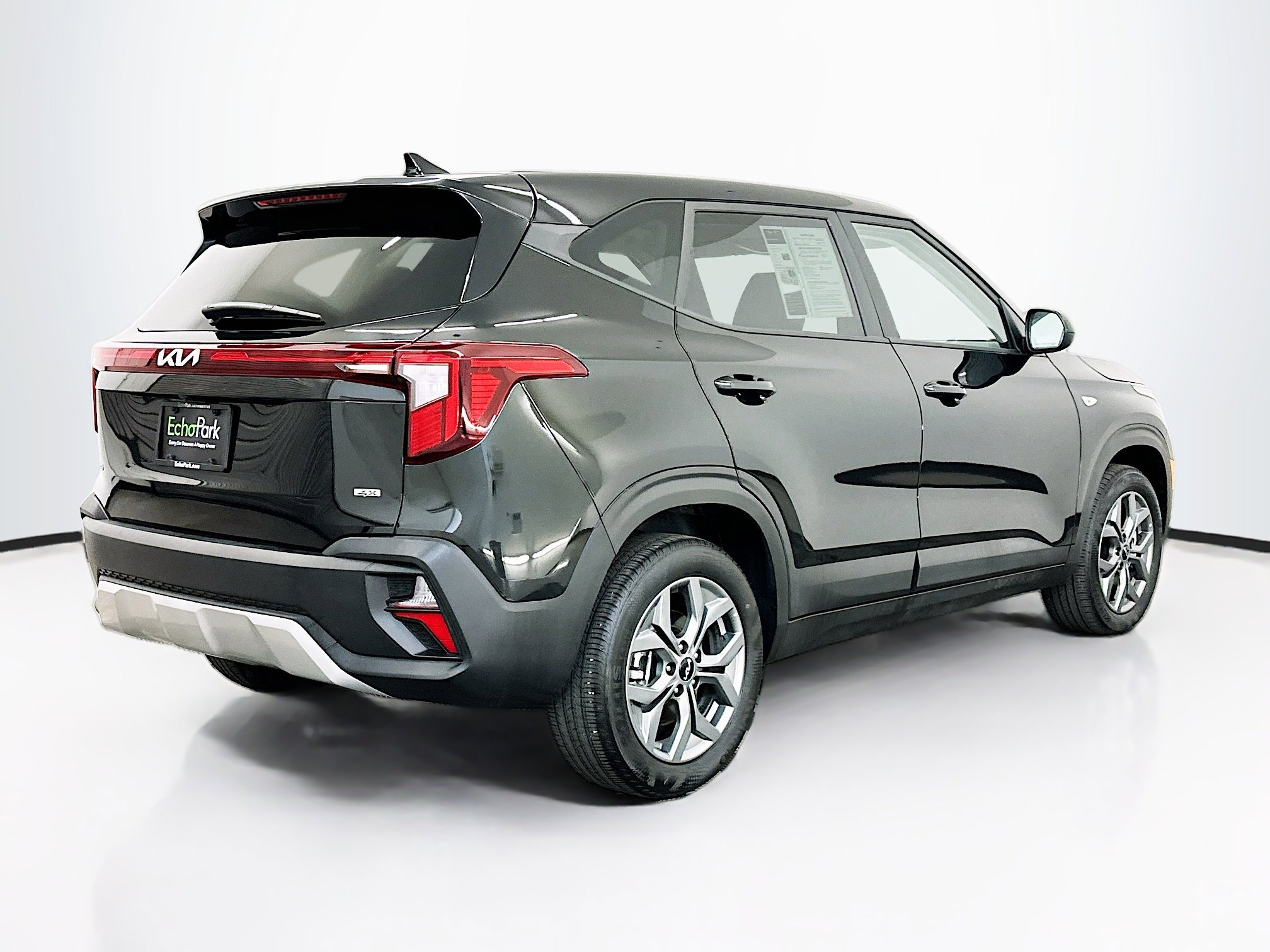 Used 2026 Kia Seltos LX AWD/4WD image 9