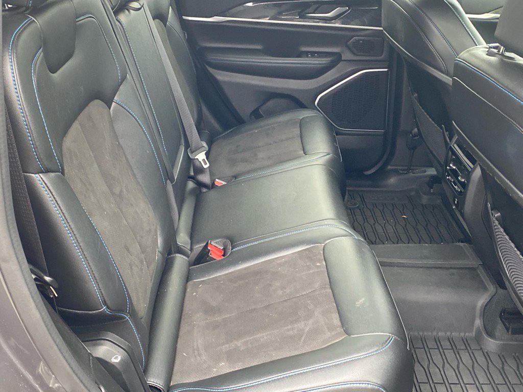 Used 2022 Jeep Grand Cherokee Trailhawk image 29