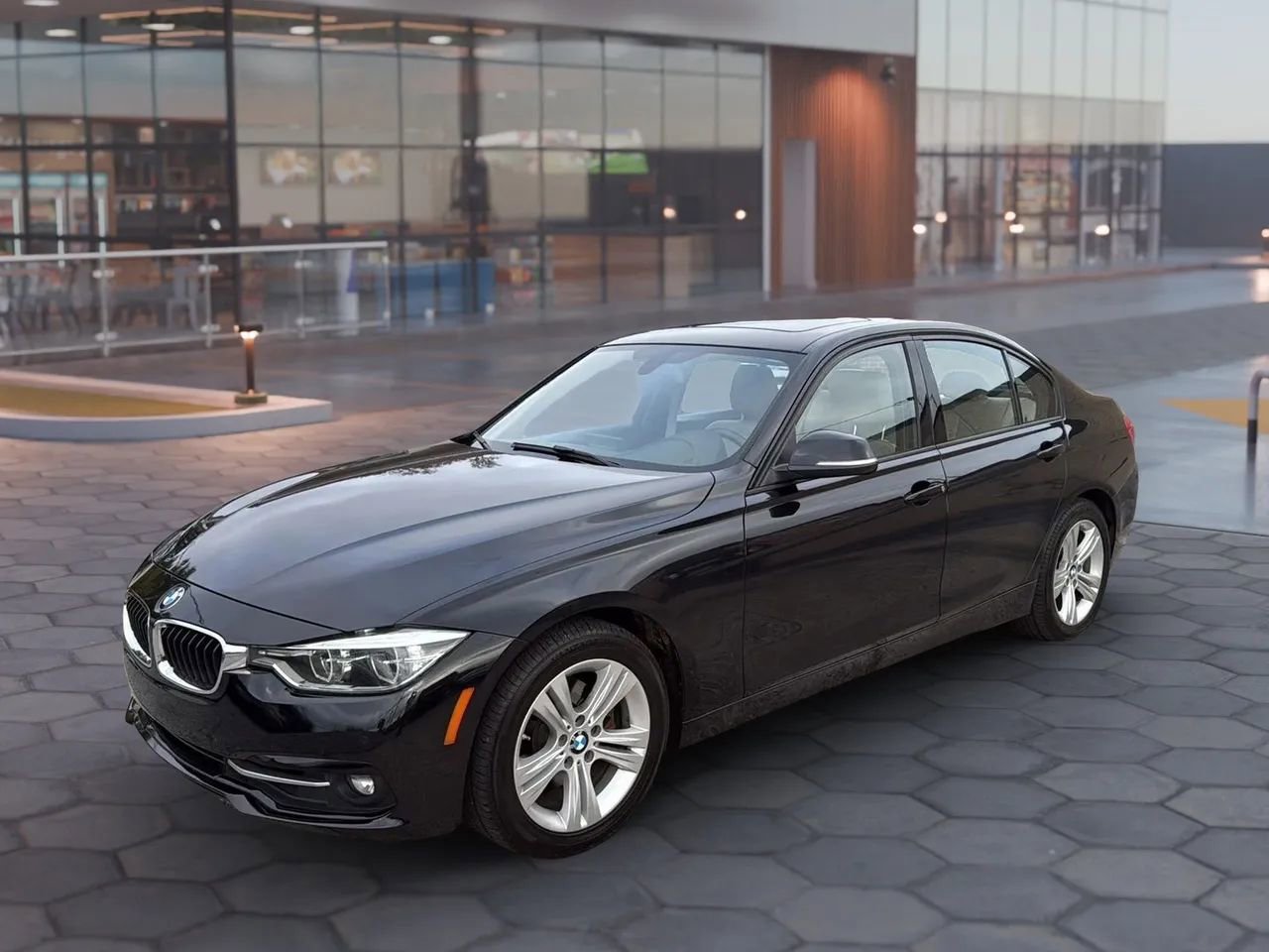 Used 2016 BMW 328i Sedan image 1