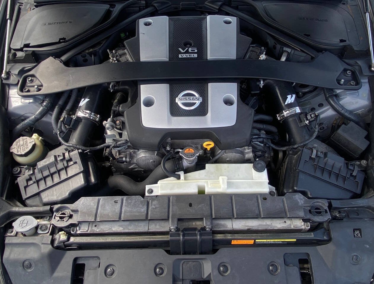 Used 2009 Nissan 370Z Touring RWD image 9