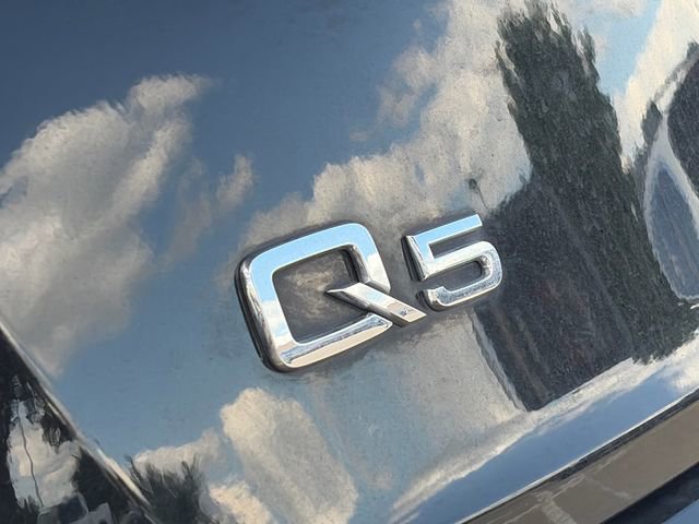 Used 2021 Audi Q5 2.0T Premium w/ Convenience Package AWD/4WD image 13