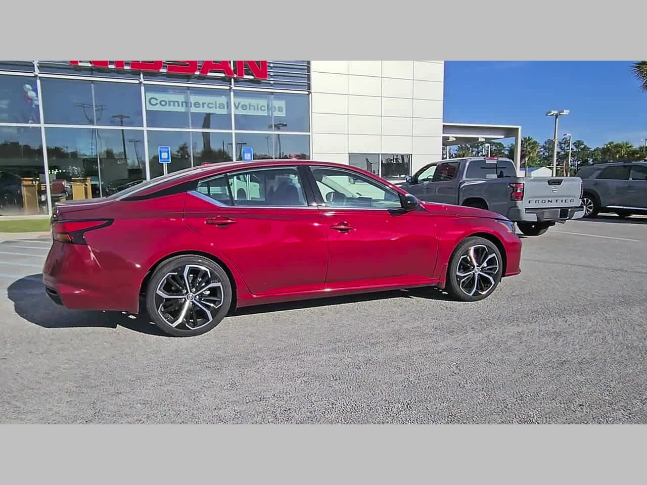 Used 2024 Nissan Altima 2.5 SR w/ SR Premium Package FWD image 33