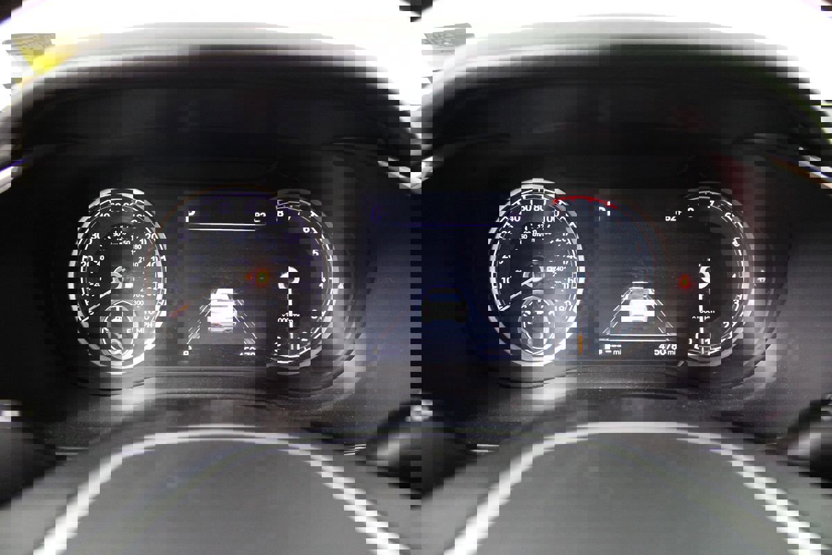 Used 2023 Genesis G70 2.0T w/ Sport Prestige Package image 15