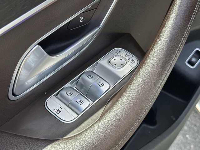 Used 2022 Mercedes-Benz GLS 450 4MATIC image 23