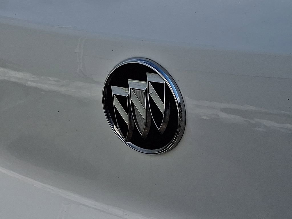 Used 2021 Buick Encore GX Select image 29