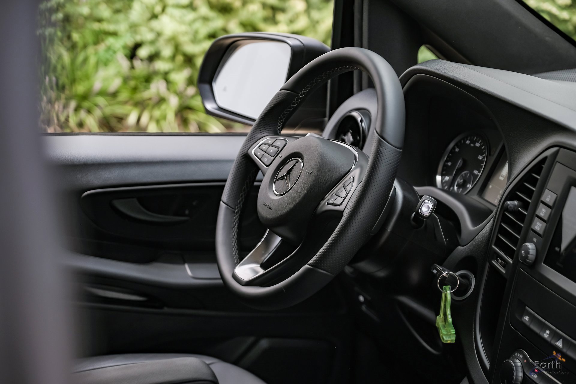 Used 2023 Mercedes-Benz Metris Passenger image 49