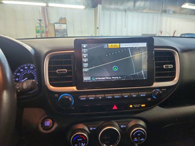 Used 2020 Hyundai Venue SEL w/ Convenience + Premium Package image 38