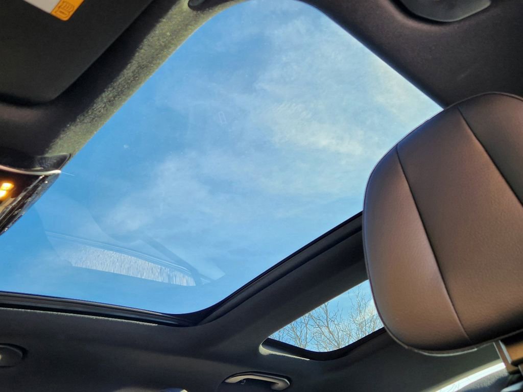 New 2025 Mercedes-Benz E 350 4MATIC Sedan image 25