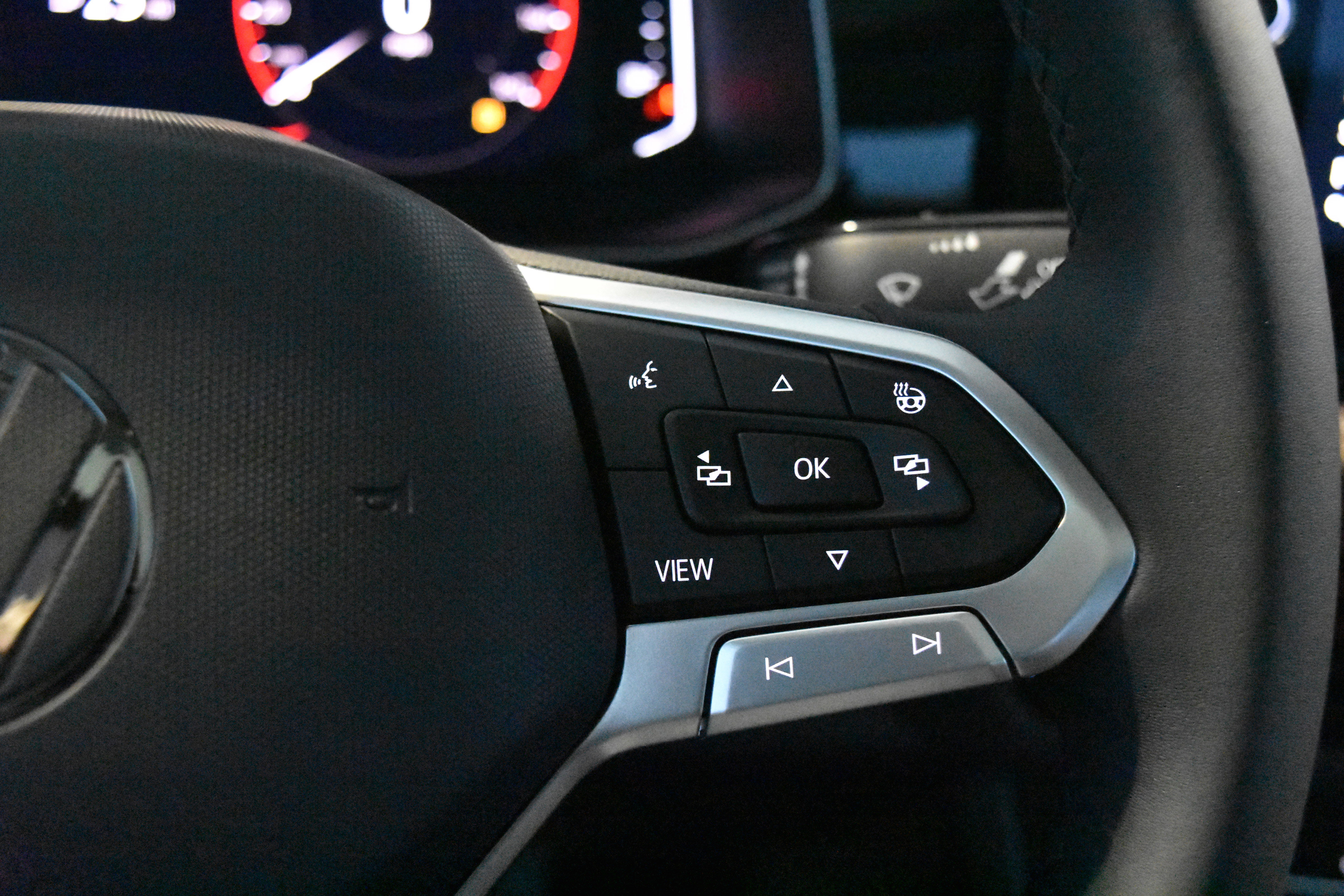 New 2026 Volkswagen Jetta SEL image 8