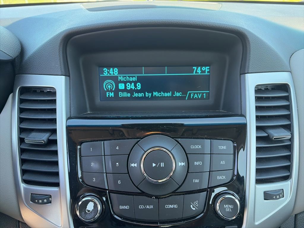 Used 2016 Chevrolet Cruze LS FWD image 10